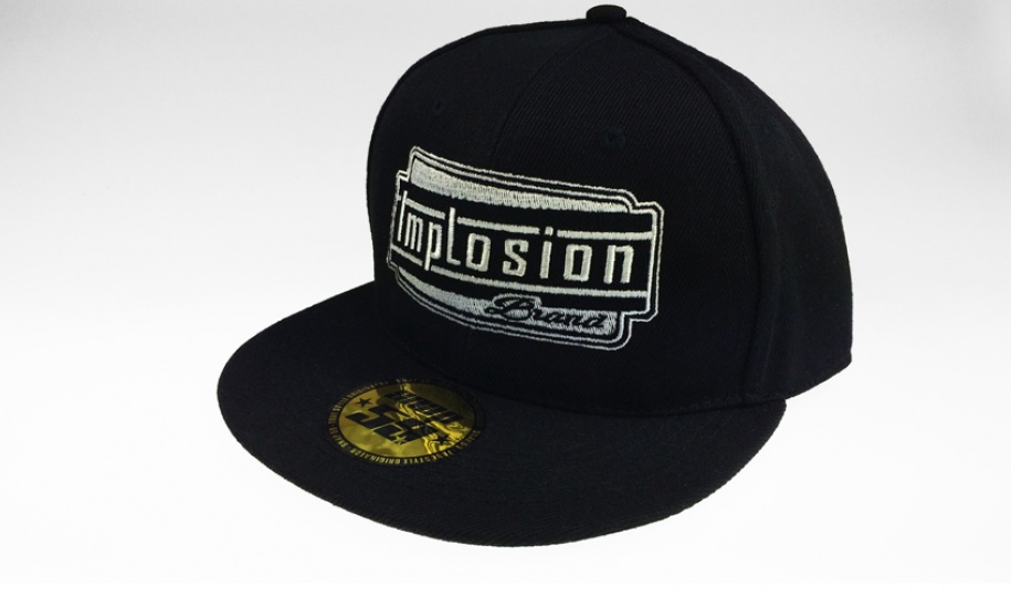 Flat Snap59-kepsar med broderad logo - Implosion