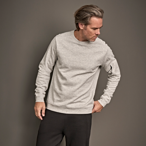 Athletic crew neck sweat